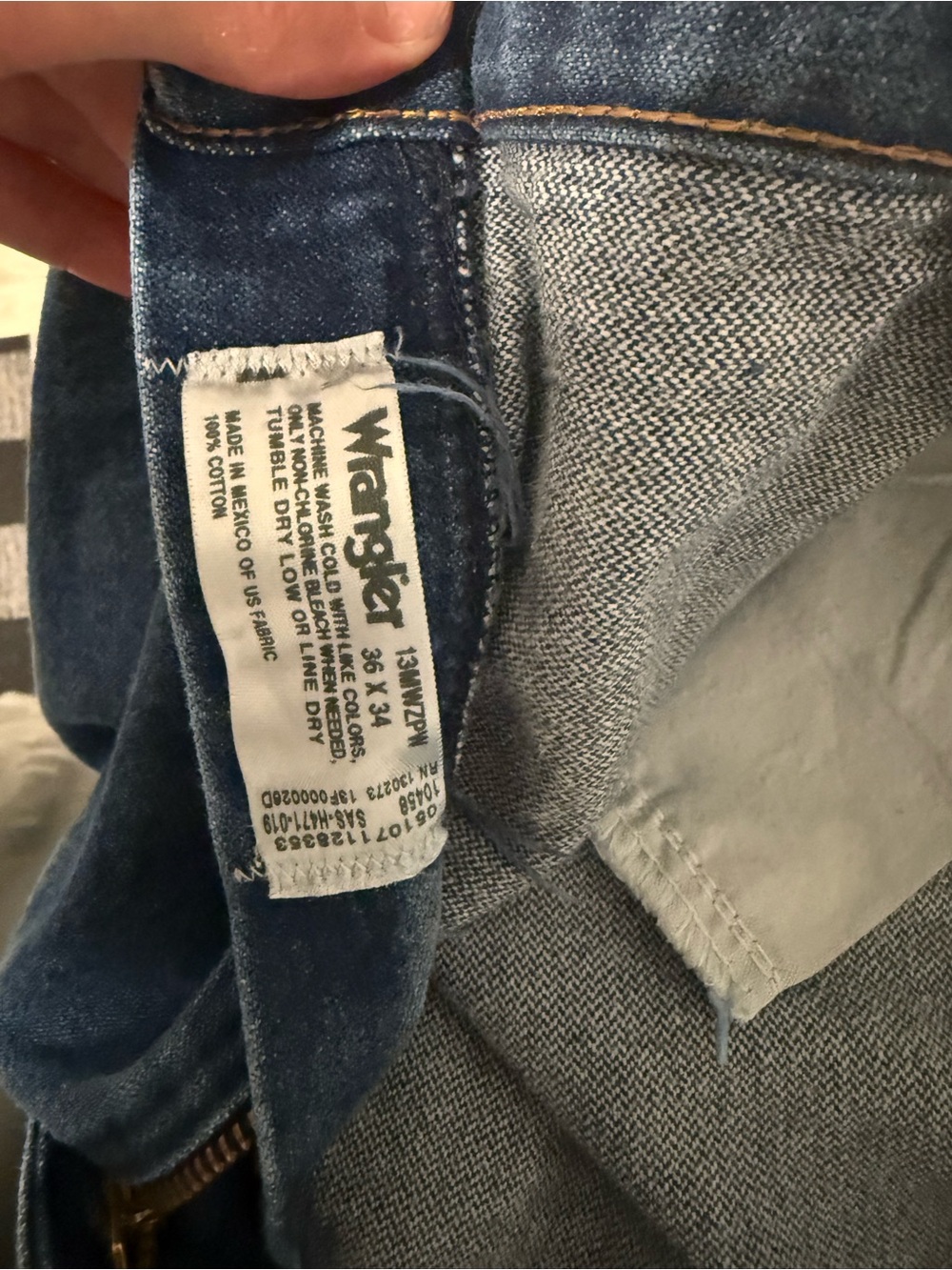 Size 36X34 vintage wrangler Jean!